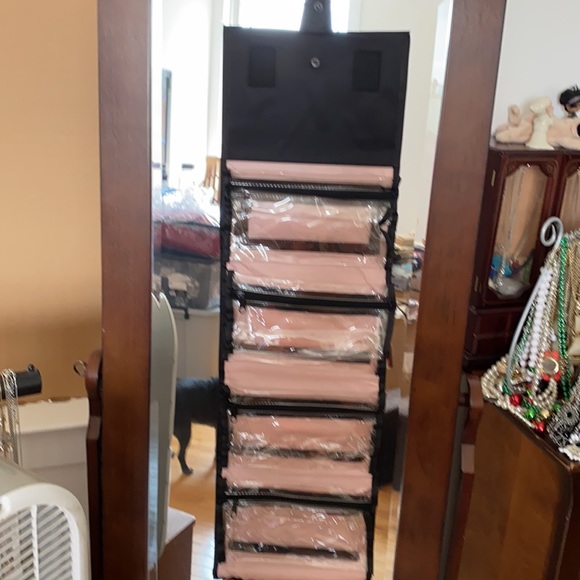 Mary Kay Travel Roll Up Bag - Picture 2 of 2